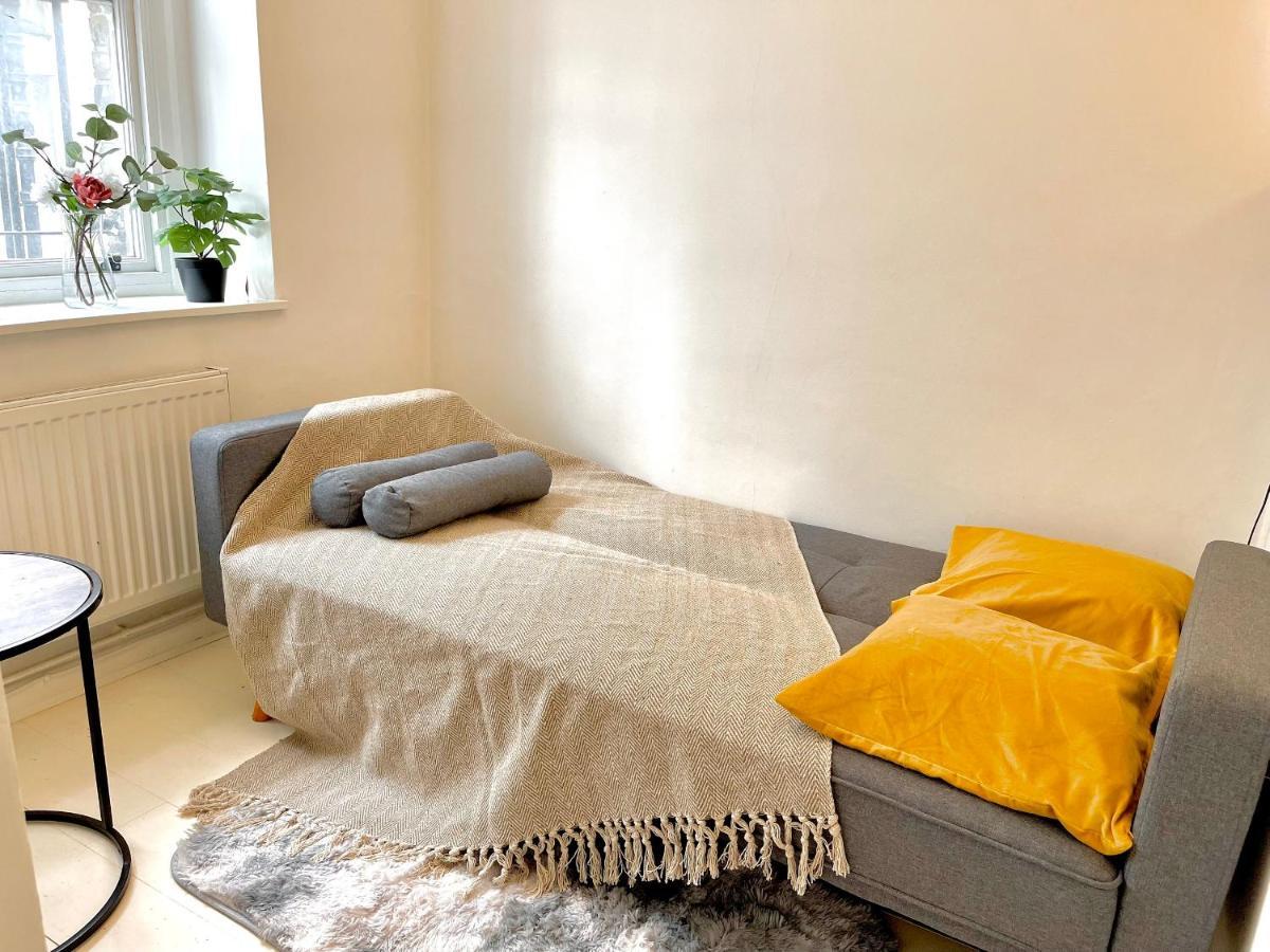 Archway Station Big Bedroom Flat 伦敦 外观 照片