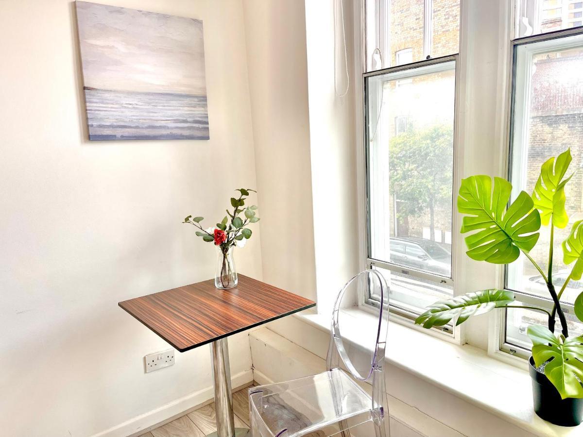 Archway Station Big Bedroom Flat 伦敦 外观 照片