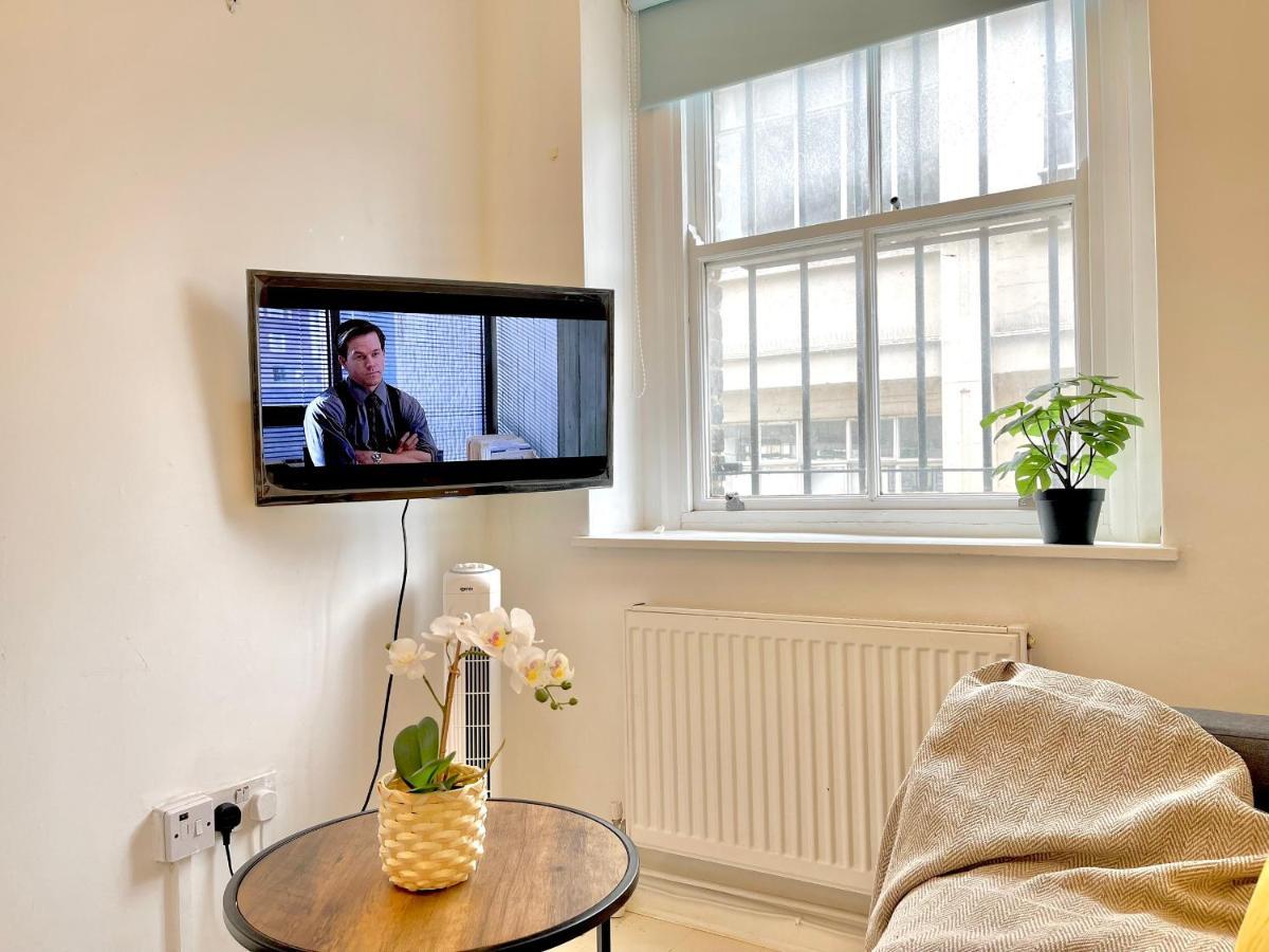 Archway Station Big Bedroom Flat 伦敦 外观 照片
