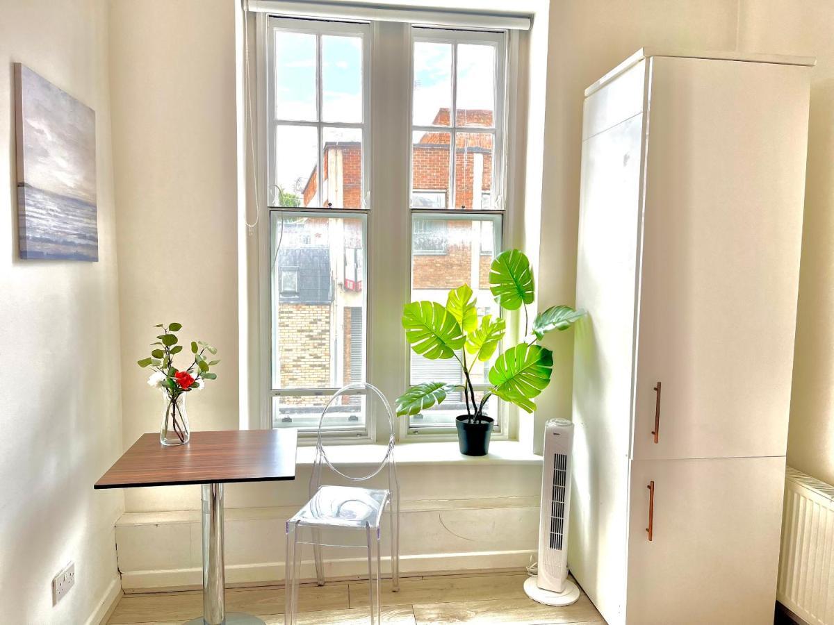 Archway Station Big Bedroom Flat 伦敦 外观 照片